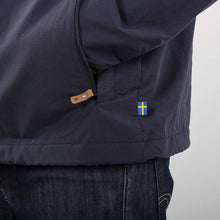 Load image into Gallery viewer, Fjallraven Travellers MT Jacket