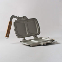 Load image into Gallery viewer, Snow Peak Tramezzino Toasted Sandwich Cooker