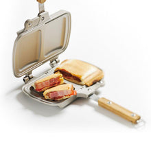 Load image into Gallery viewer, Snow Peak Tramezzino Toasted Sandwich Cooker